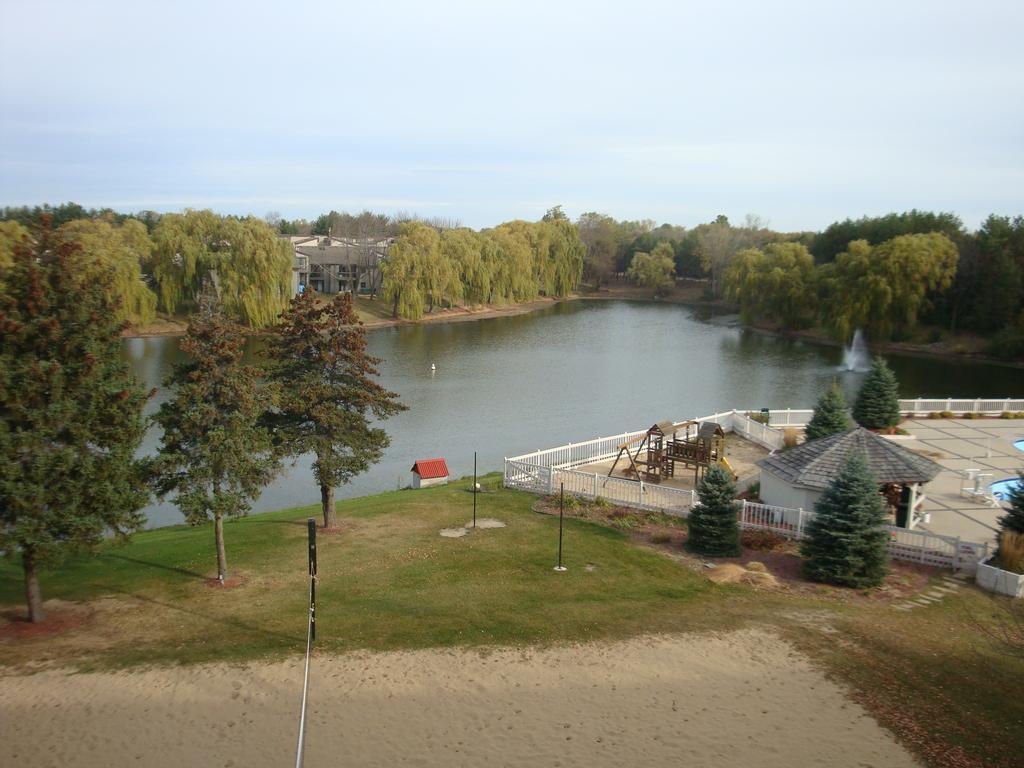 Olympia Resort Hotel And Spa Oconomowoc Exterior photo