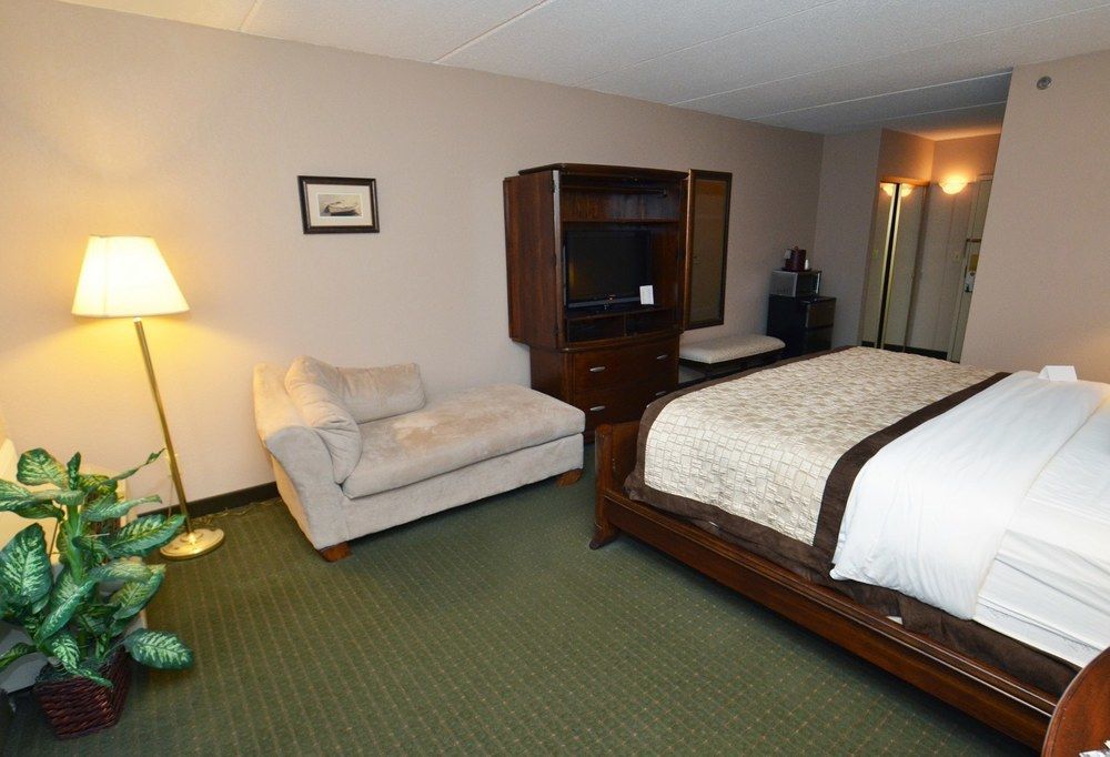 Olympia Resort Hotel And Spa Oconomowoc Exterior photo