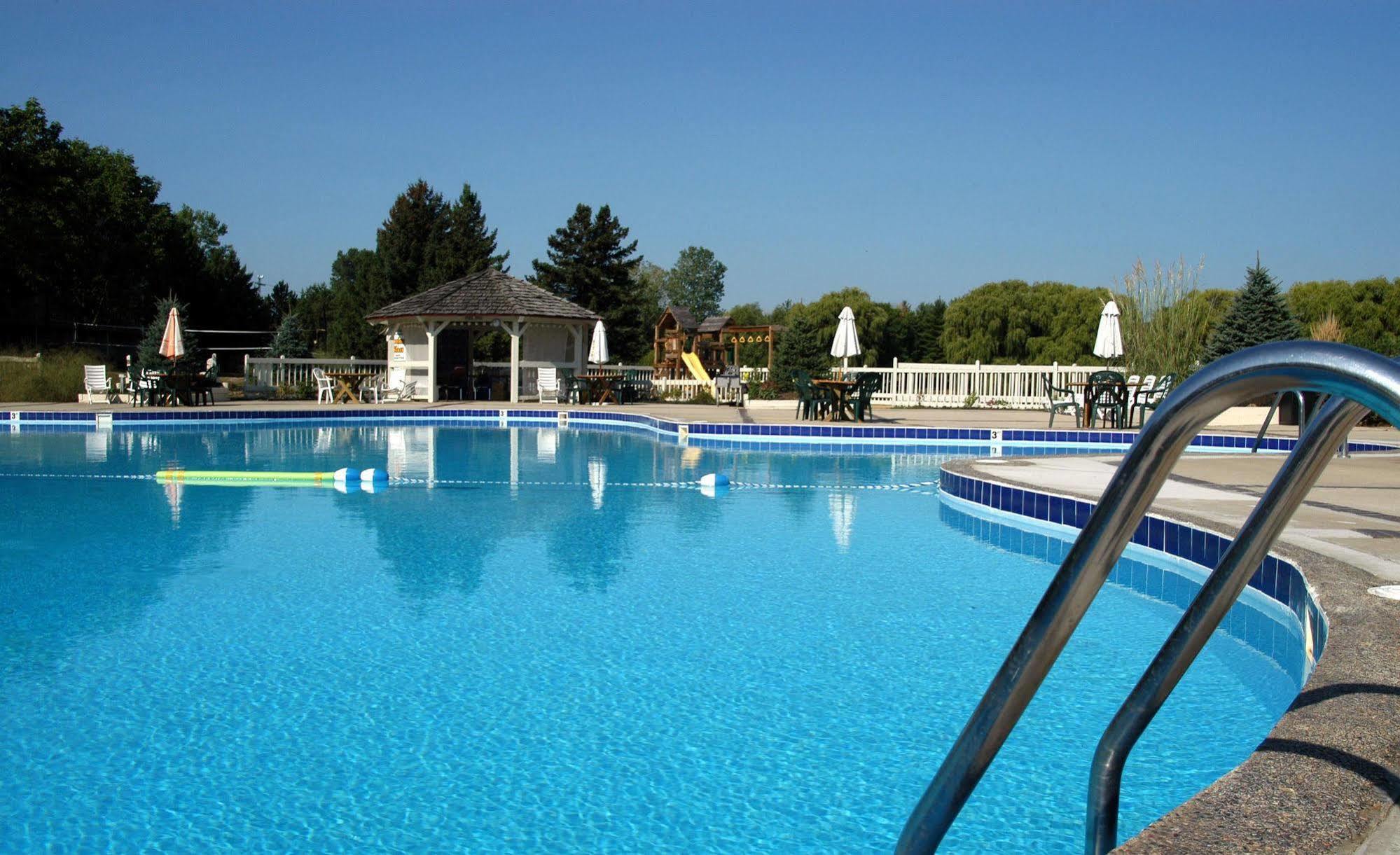 Olympia Resort Hotel And Spa Oconomowoc Exterior photo